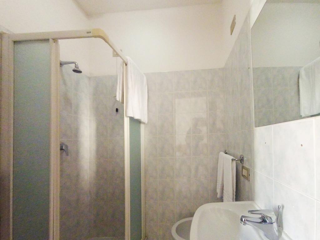 Hotel Oriente Milano Ngoại thất bức ảnh