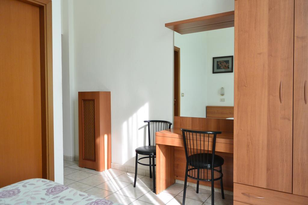 Hotel Oriente Milano Ngoại thất bức ảnh