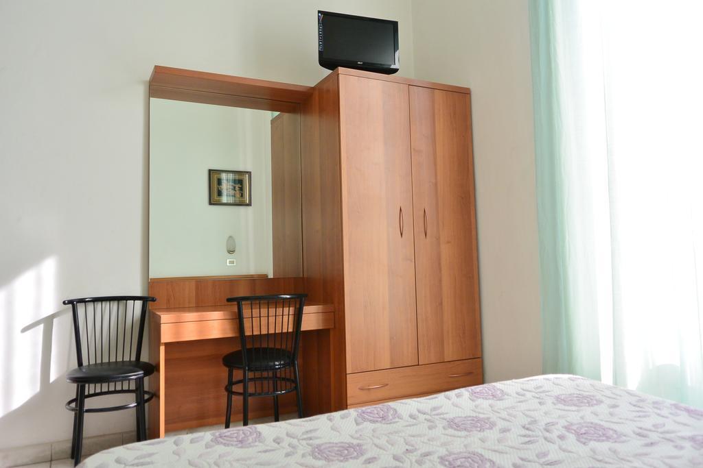 Hotel Oriente Milano Ngoại thất bức ảnh