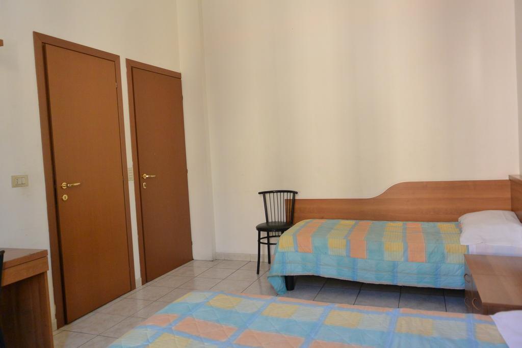 Hotel Oriente Milano Ngoại thất bức ảnh