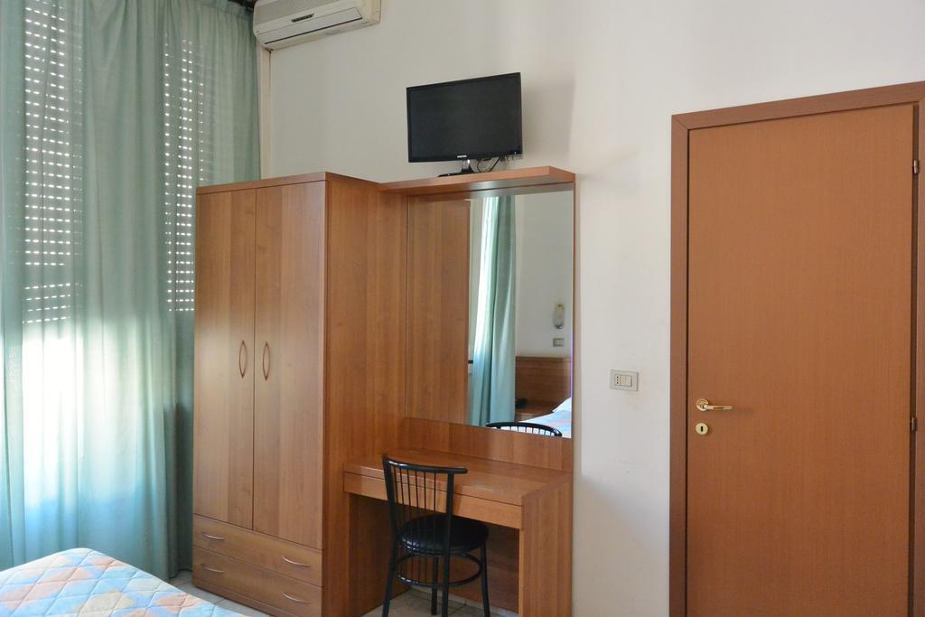 Hotel Oriente Milano Ngoại thất bức ảnh