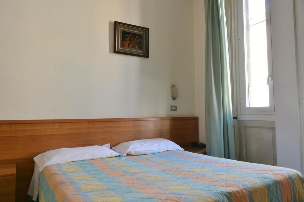 Hotel Oriente Milano Ngoại thất bức ảnh