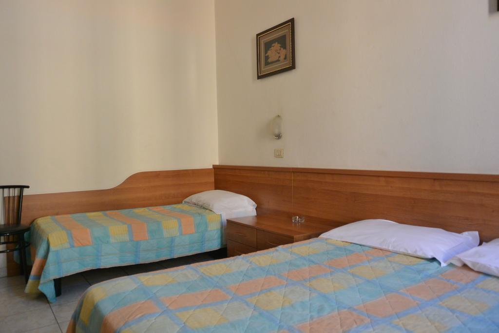Hotel Oriente Milano Ngoại thất bức ảnh